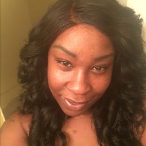 Meet your Posher, Renee